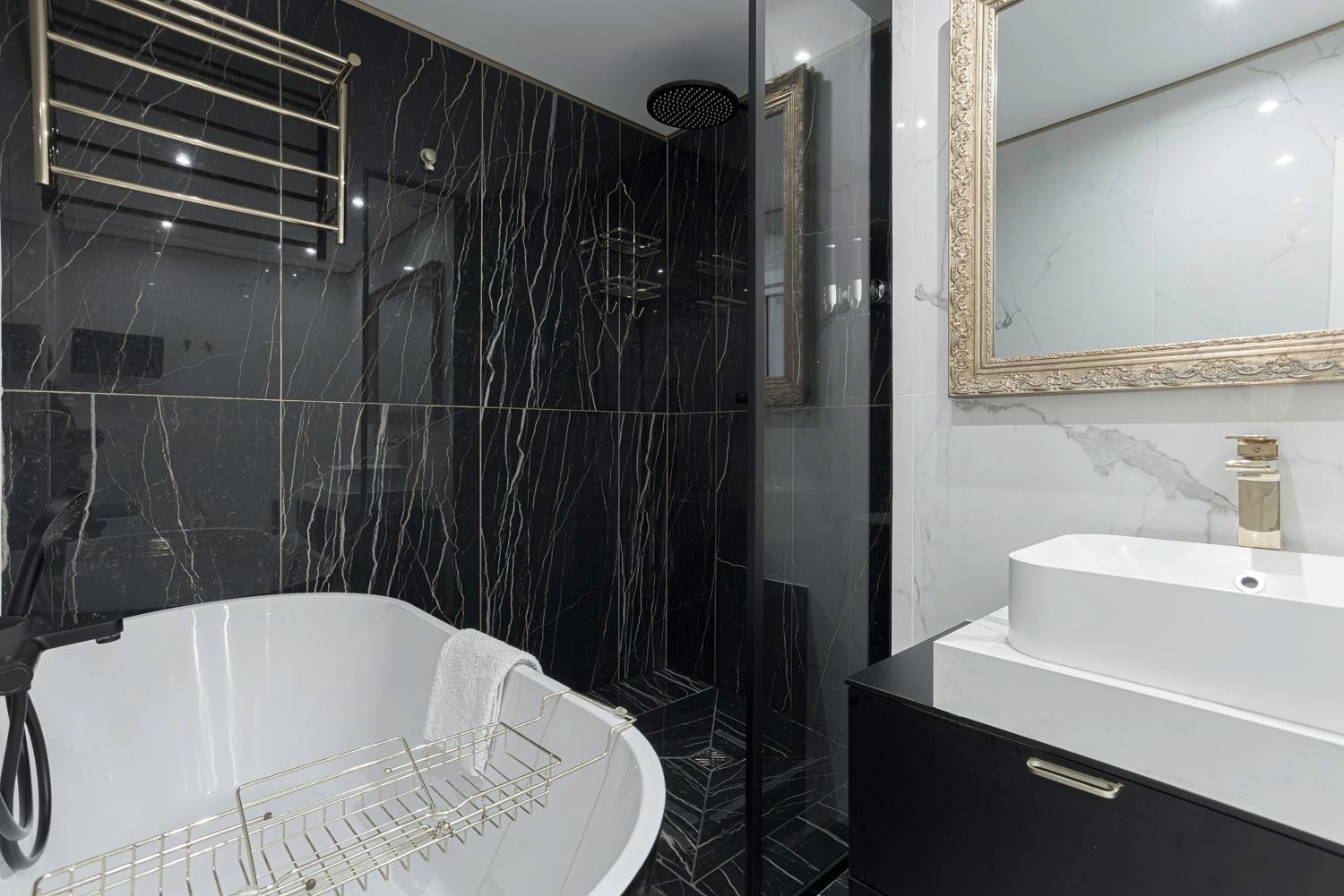 Luxury Maubourg - Vue Mer - Croisette 50M Plage - Clim - Terrasse Cannes Exteriör bild